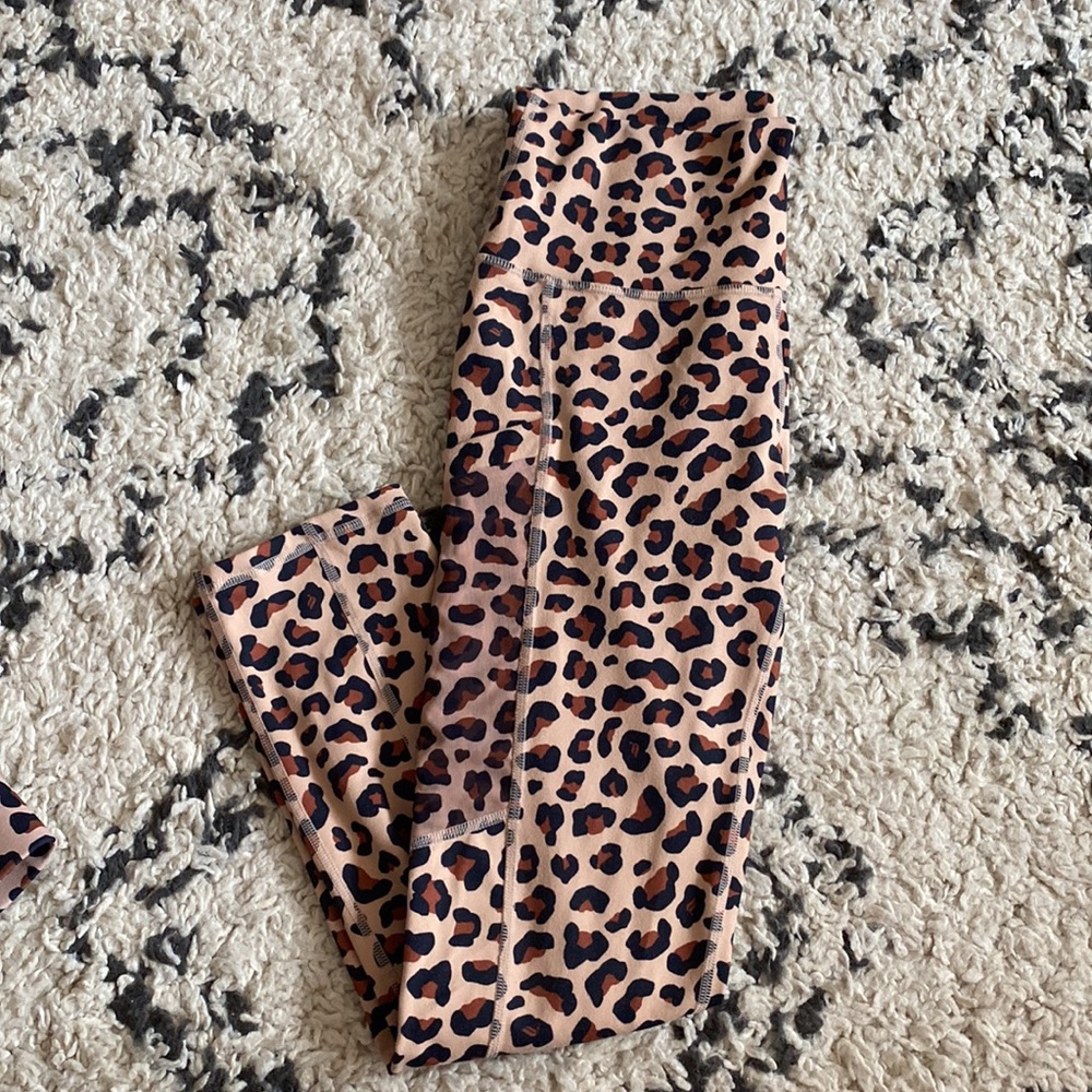 Fabletics Workout Set - image 4